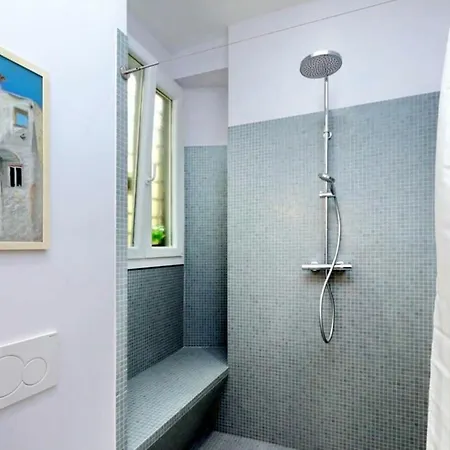 Apartment Carlo Alberto By Halldis Rome
